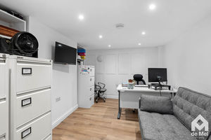 Photo 8- click for photo gallery